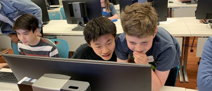 kids working on computer
